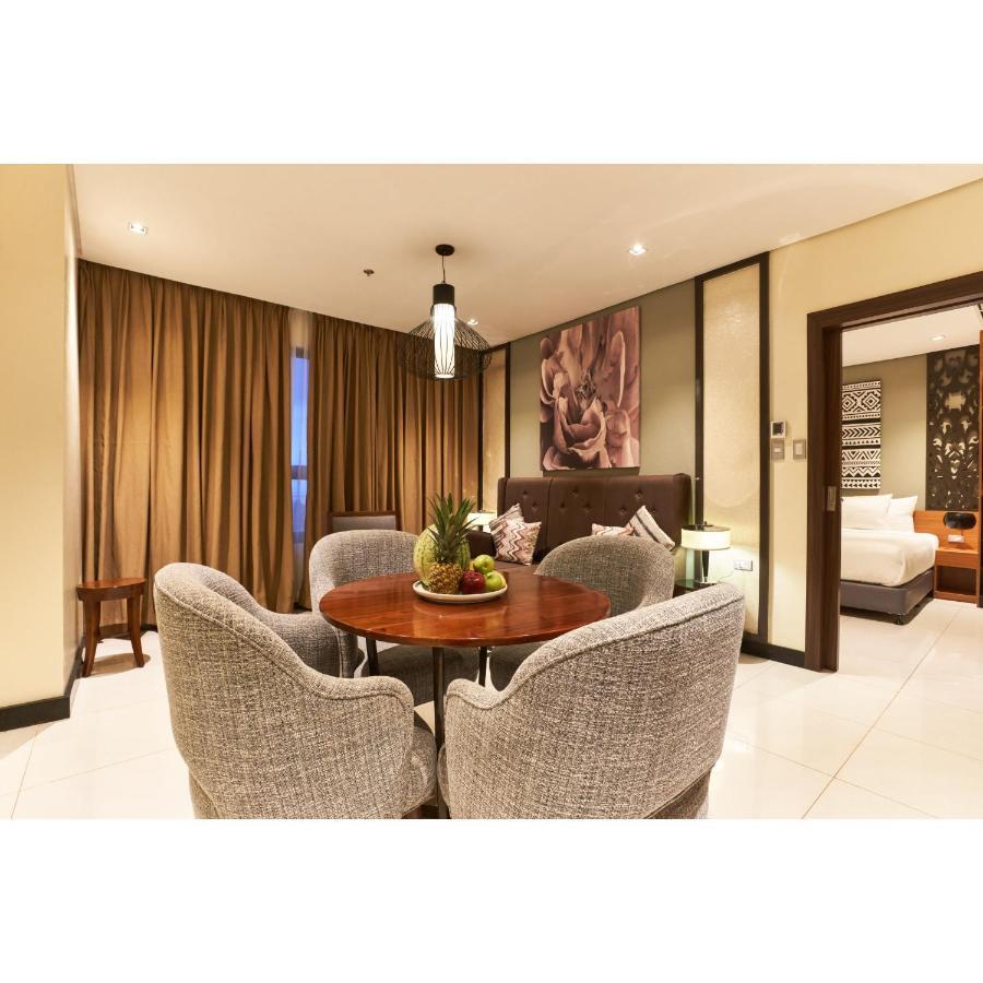 Summit Hotel Tacloban Esterno foto