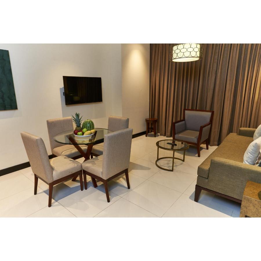 Summit Hotel Tacloban Esterno foto